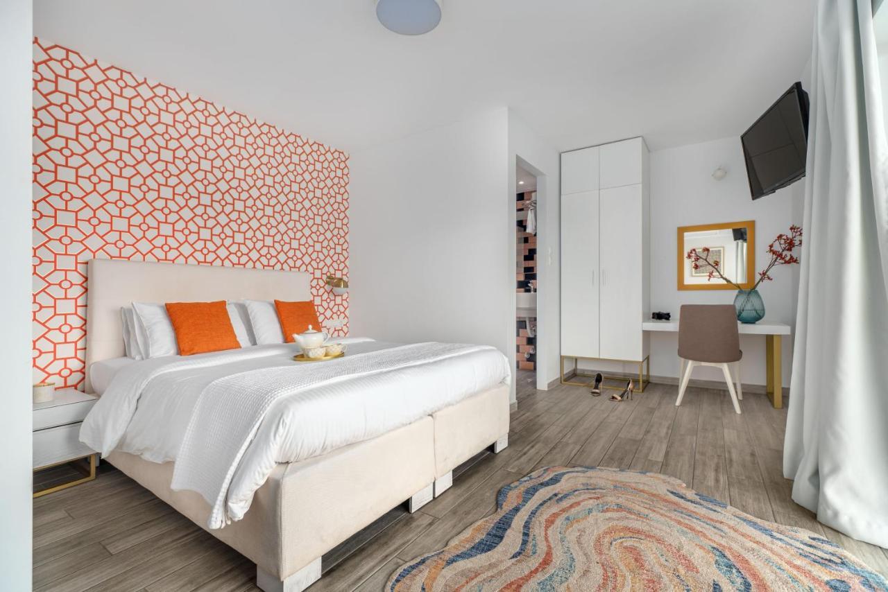 Maison 66, Riviera Hotel Athens